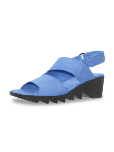 Himoka sandals