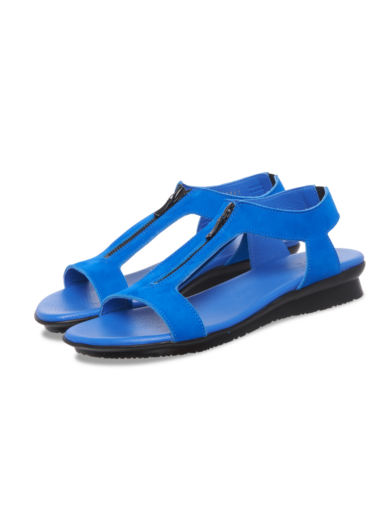 Aurnaa sandals