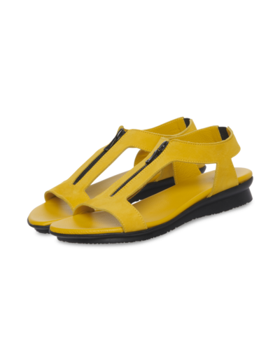 Aurnaa sandals