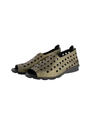 Drick slip on