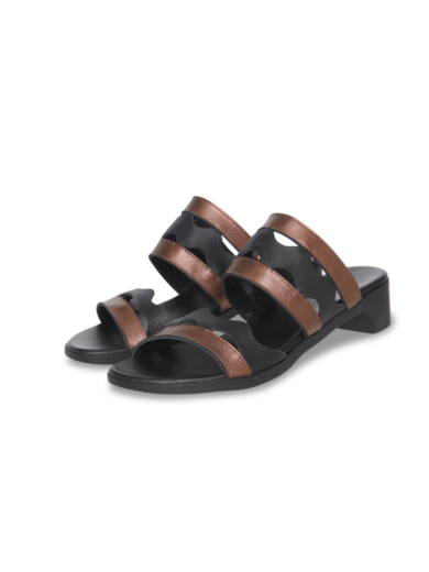 Kisawa slippers