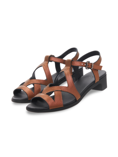 Kisaya sandals