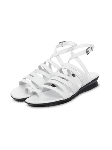 Aurakh sandals