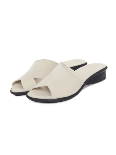 Salina slippers