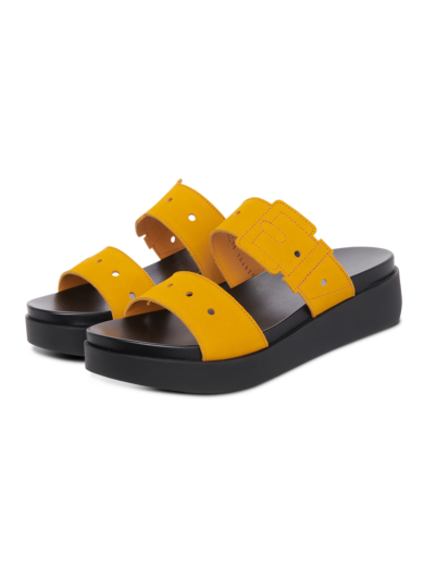 Myakoo sandals