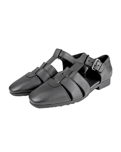 Sadyma sandals