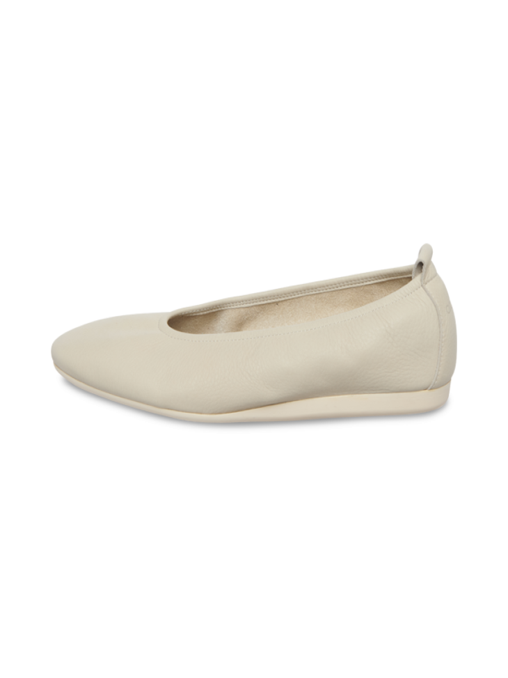 Laius ballerinas