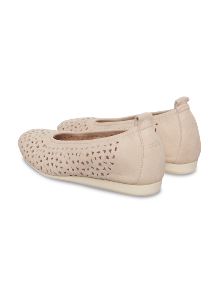 Lilly ballerinas