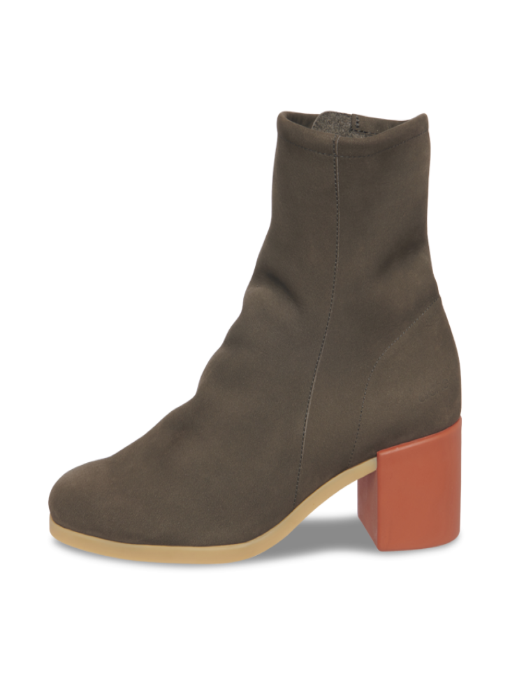 Angbaa ankle boots