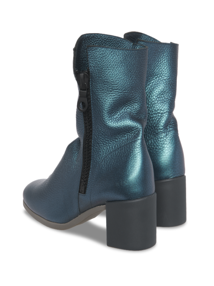 Angori ankle boots