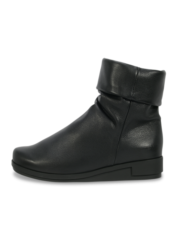 Dayarc ankle boots
