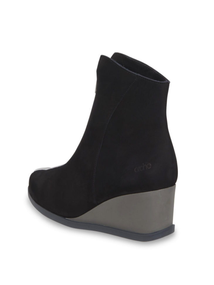 Okolys ankle boots