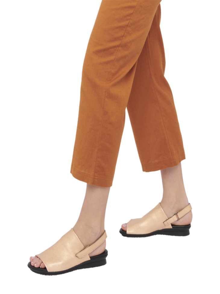 Aurasy sandals