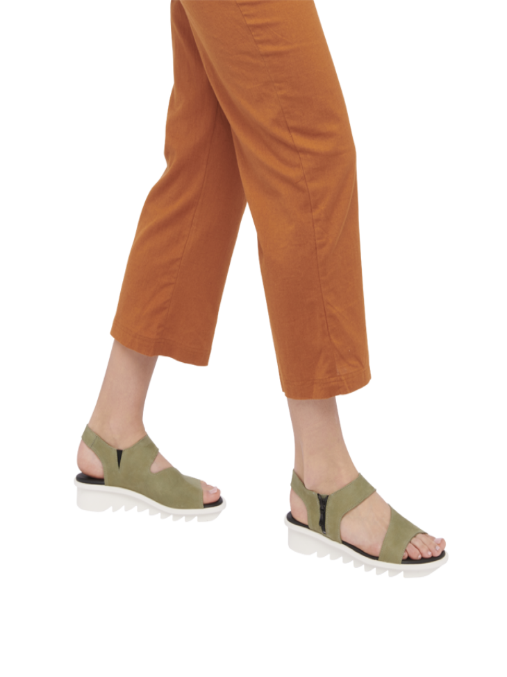 Ikorhi sandals