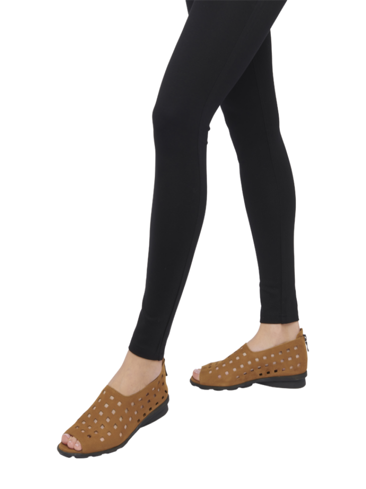Drick slip on