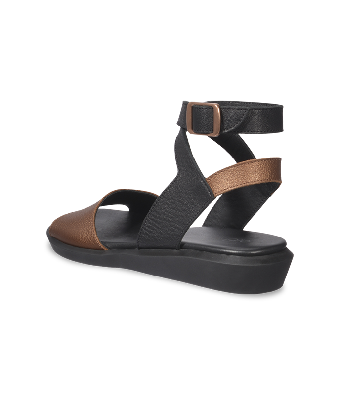 Nesya sandals
