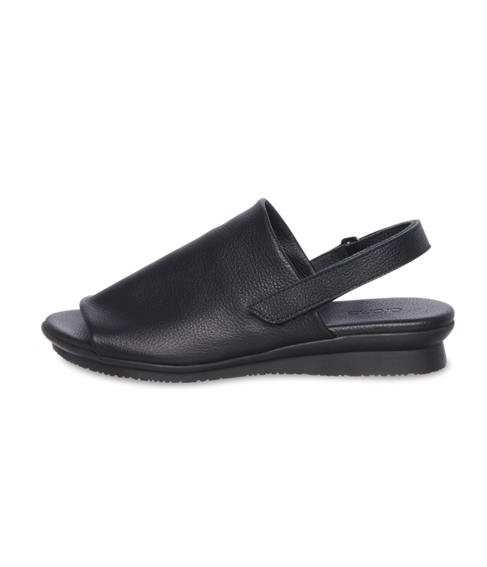 Aurasy sandals