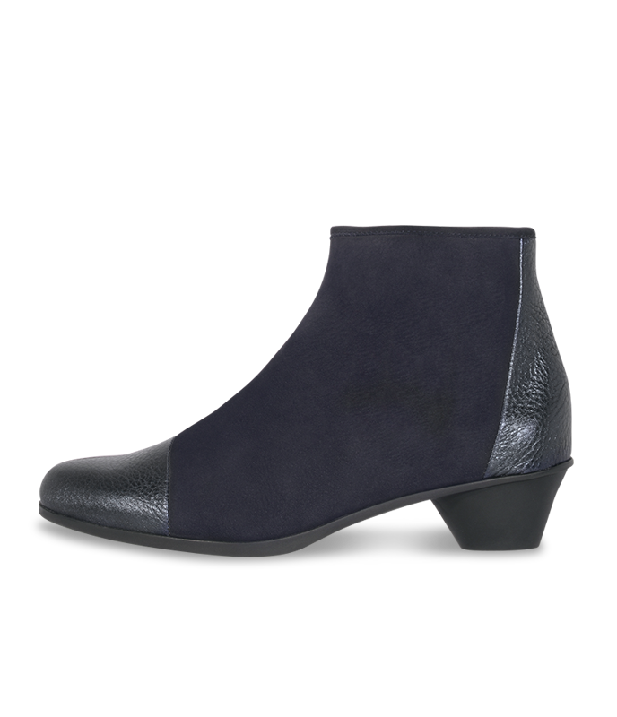 Cynqua ankle boots