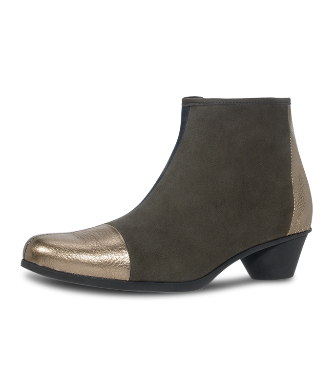 Cynqua ankle boots