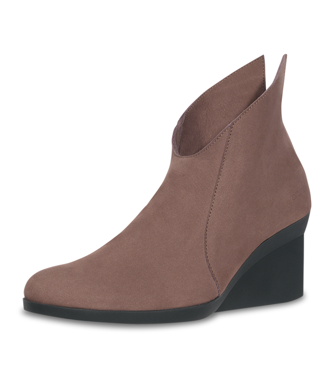 Momade ankle boots
