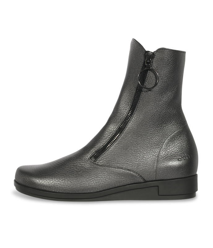 Daymon ankle boots