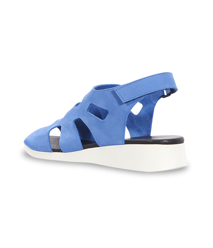 Gaolak sandals