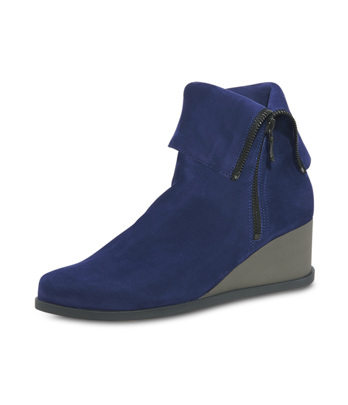 Okolaa ankle boots