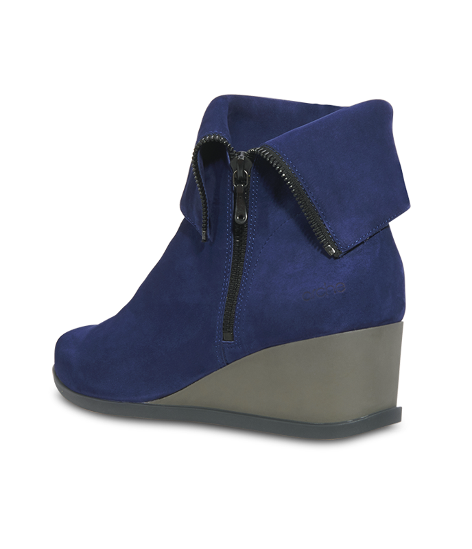 Okolaa ankle boots