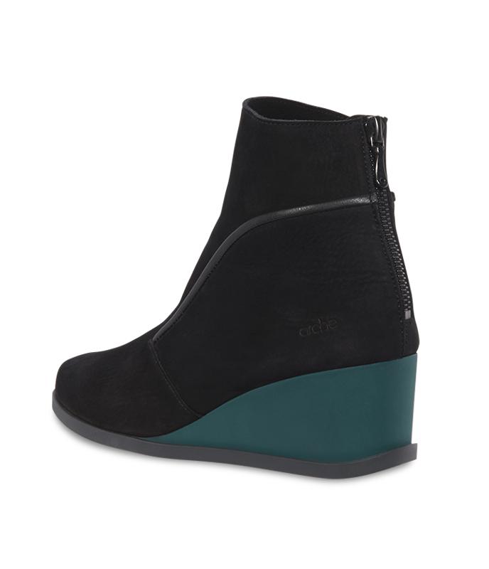 Okokho ankle boots