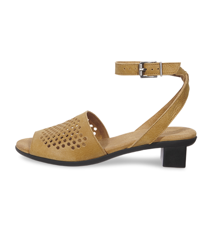 Obirho sandals