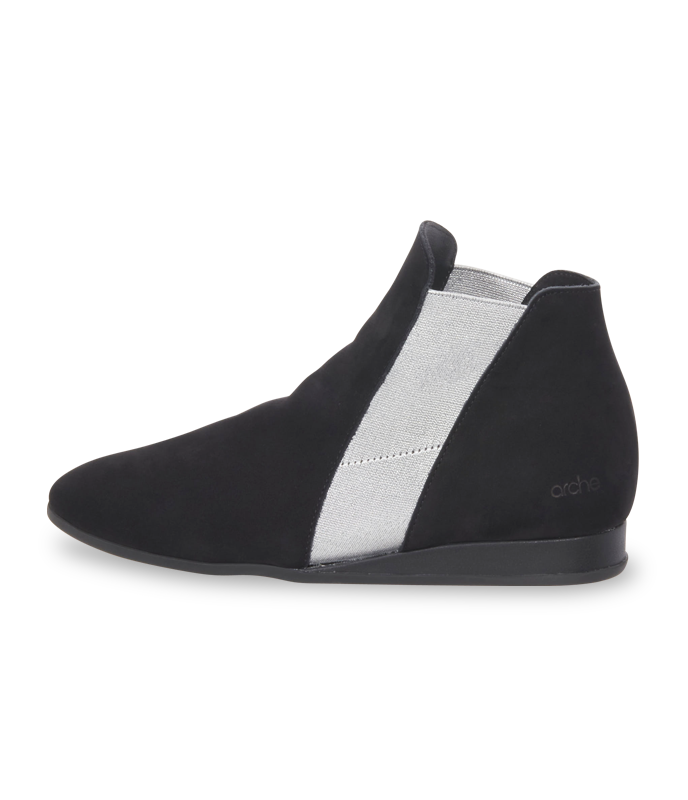 Piaana ankle boots