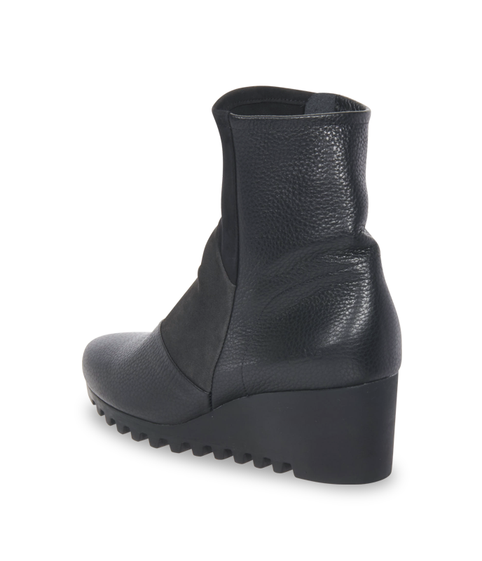 Laraki ankle boots