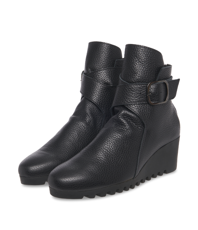 Laroko ankle boots