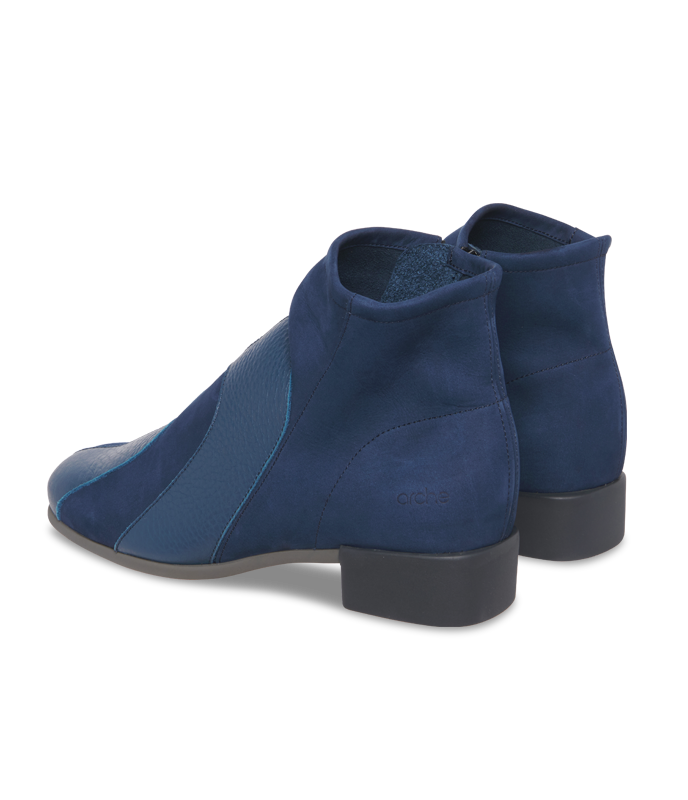 Twizig ankle boots