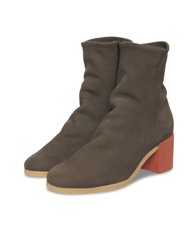 Angbaa ankle boots