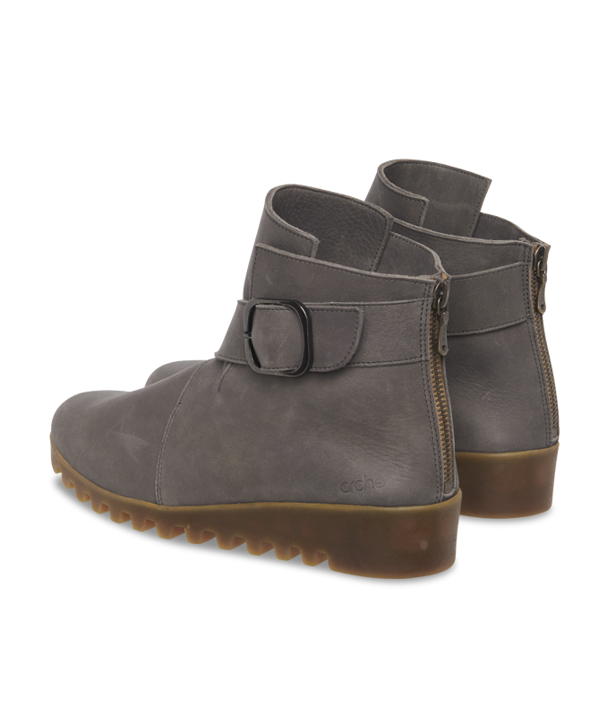 Lomoko ankle boots