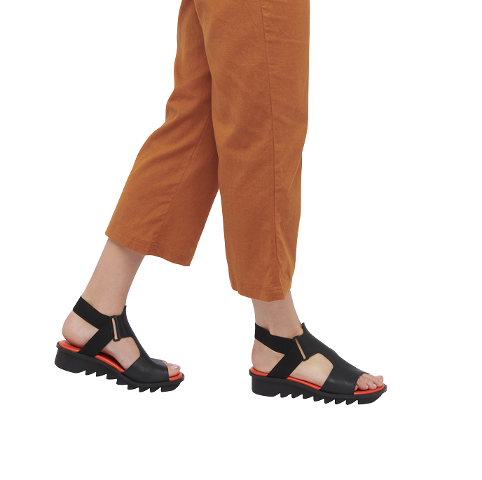 Ikorro sandals