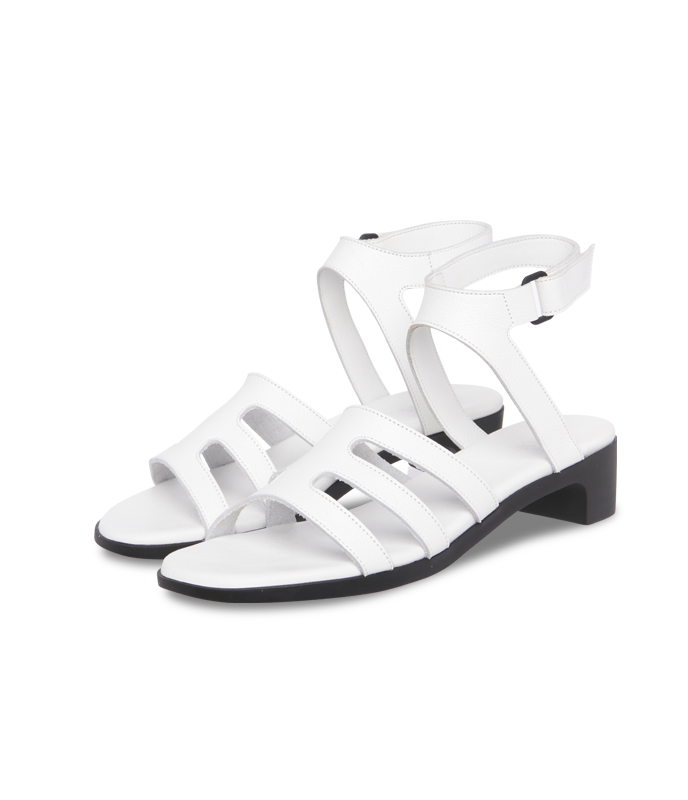 Kisumi sandals