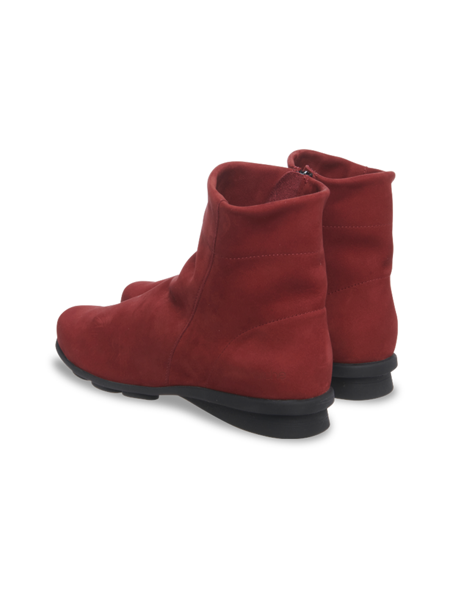 Arche ln boots shop