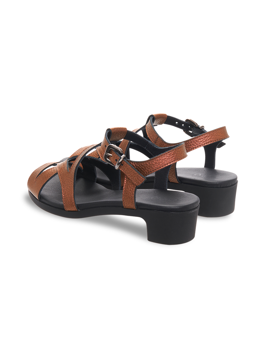 Kisaya sandals