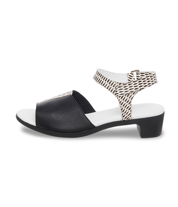 Kisham sandals