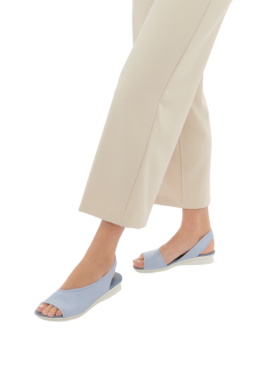 Aurami sandals