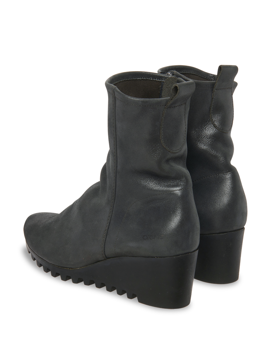 Larazo ankle boots