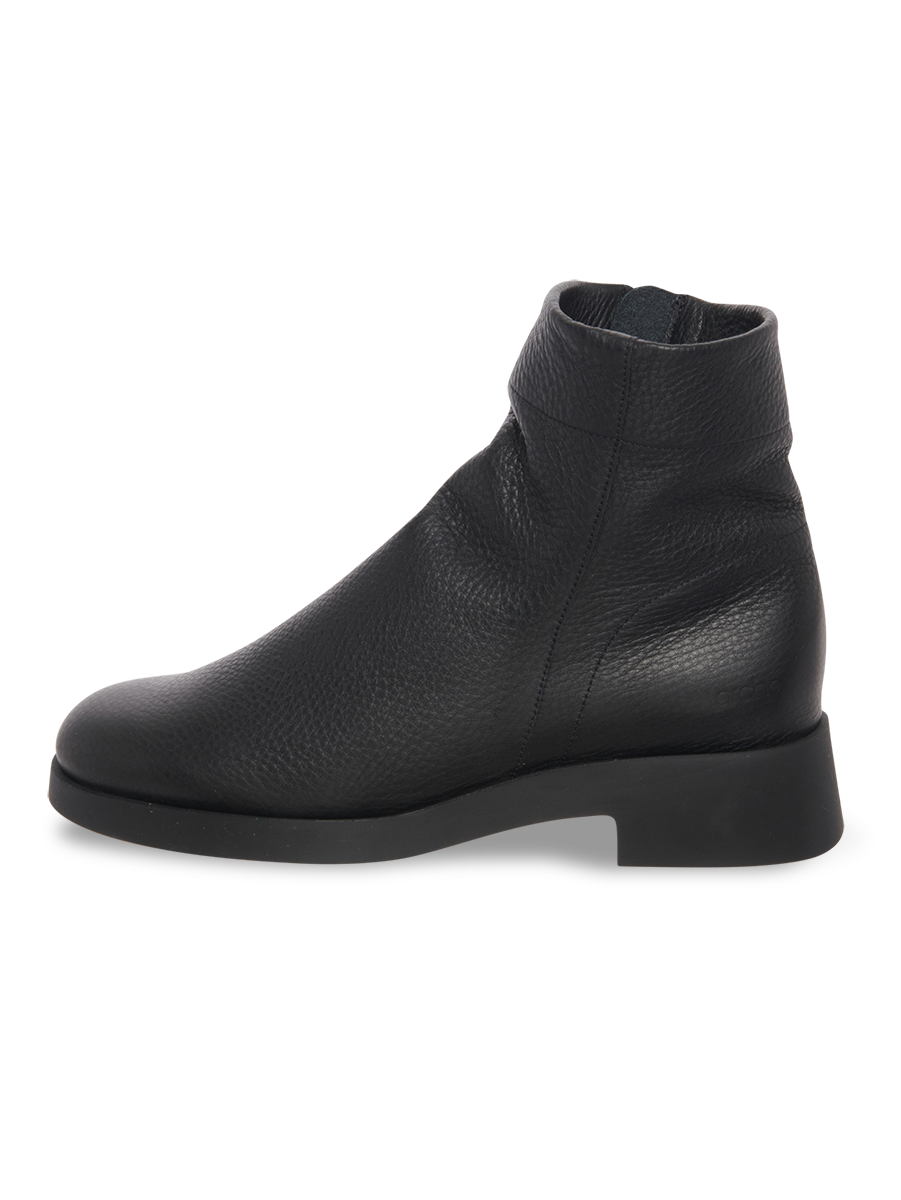 Taisha ankle boots