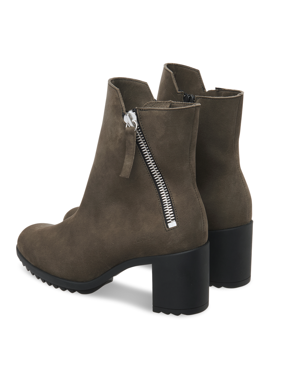 Shelba ankle boots