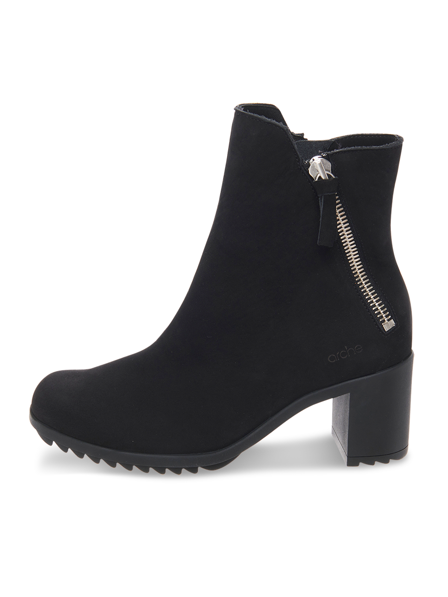 Shelba ankle boots