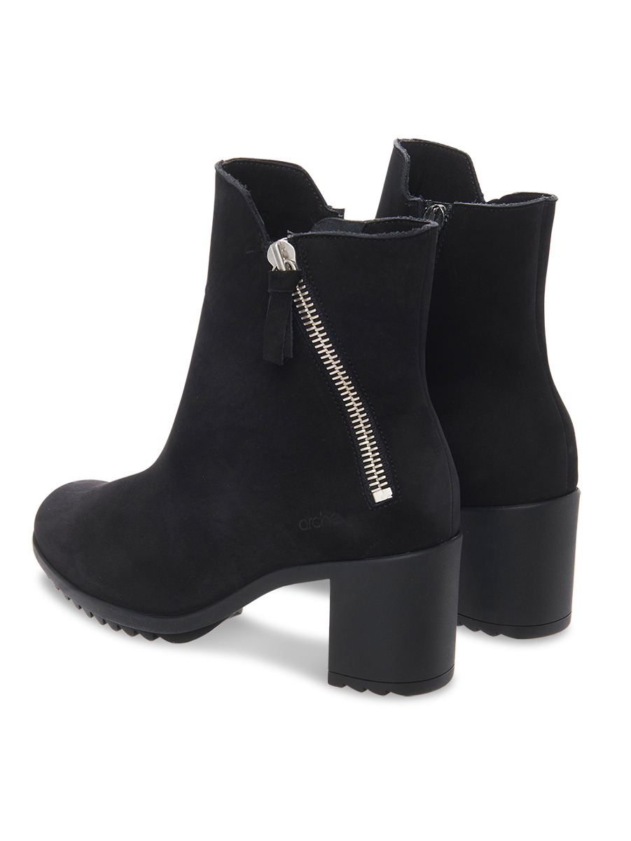 Shelba ankle boots