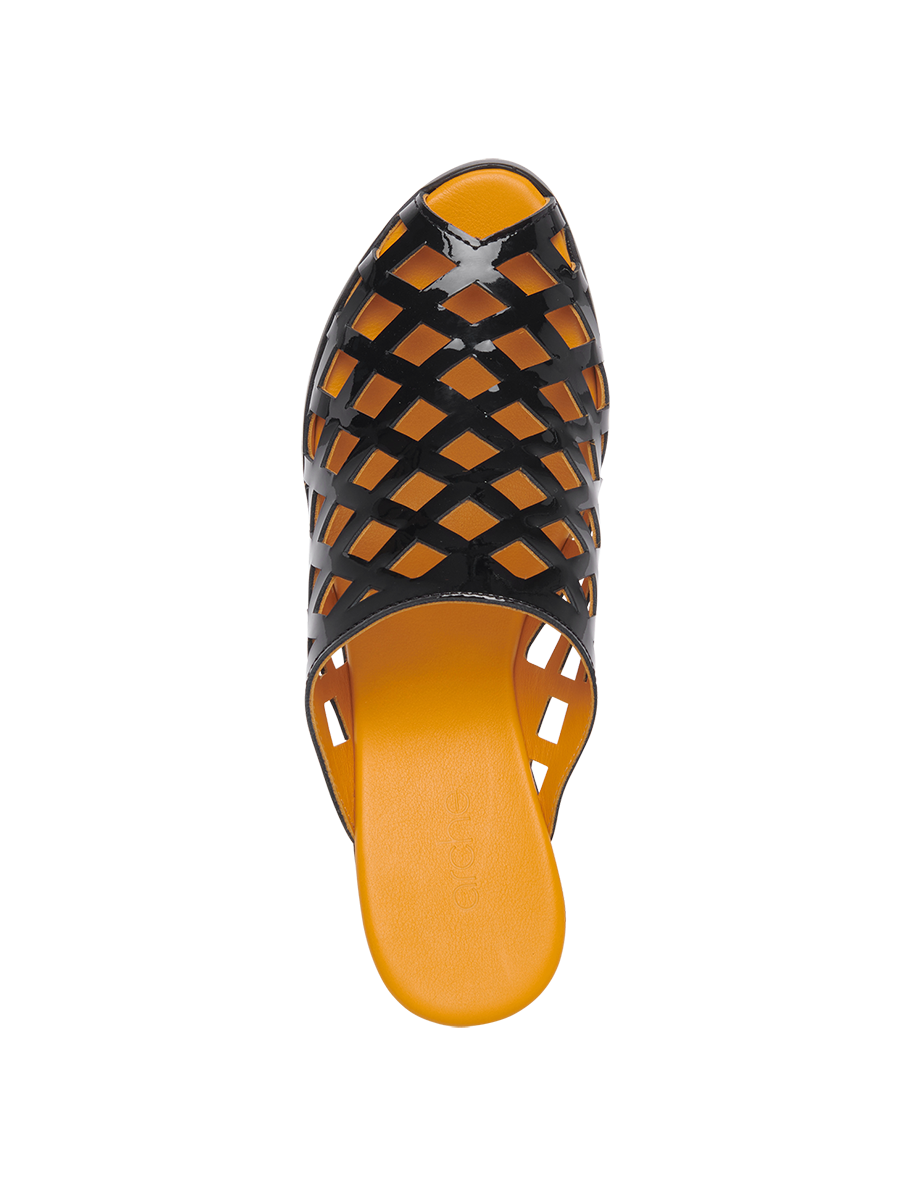 Egahya clogs