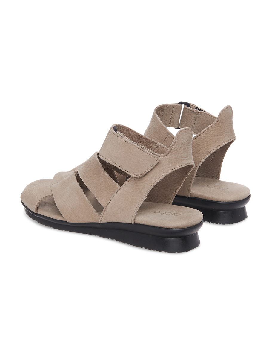 Aurbao sandals