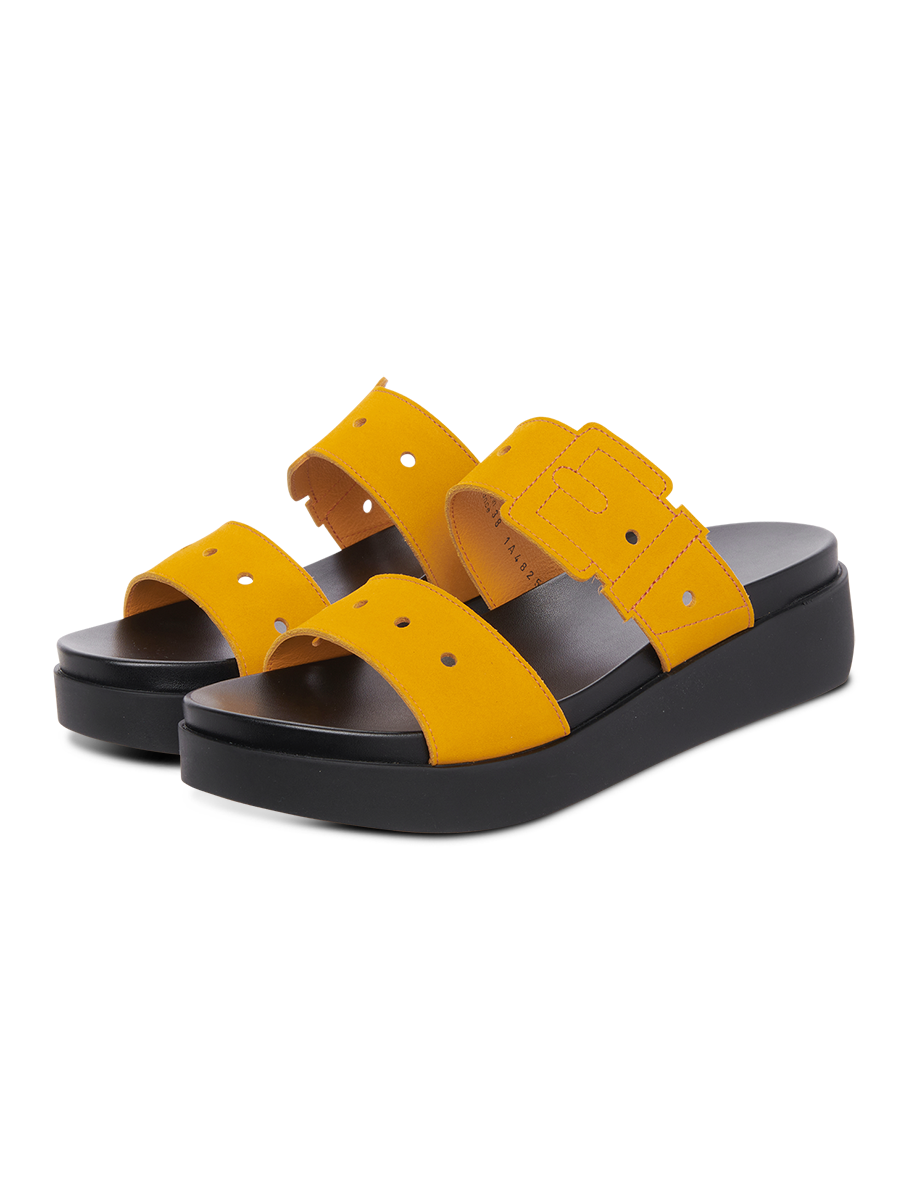 Myakoo sandals